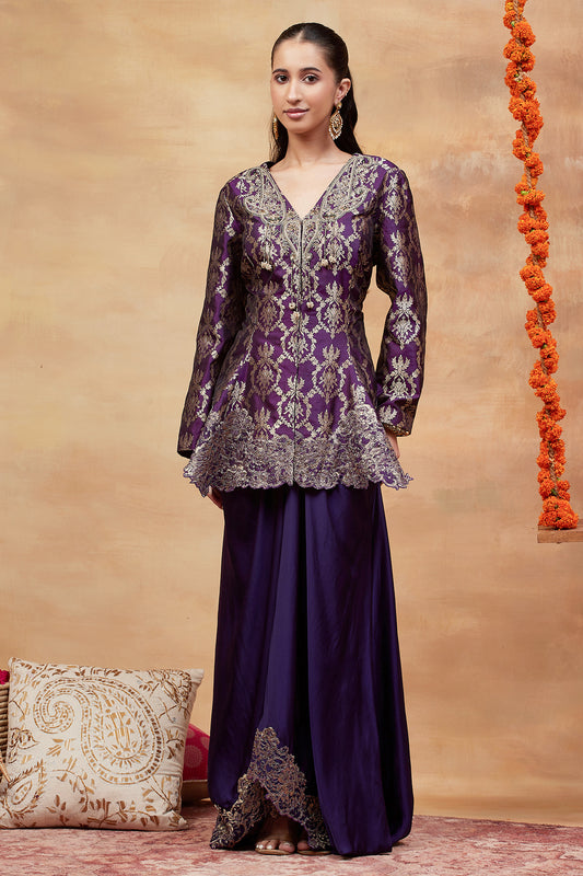 Assi Jamuni Hand Embroidered Banarasi Skirt Set