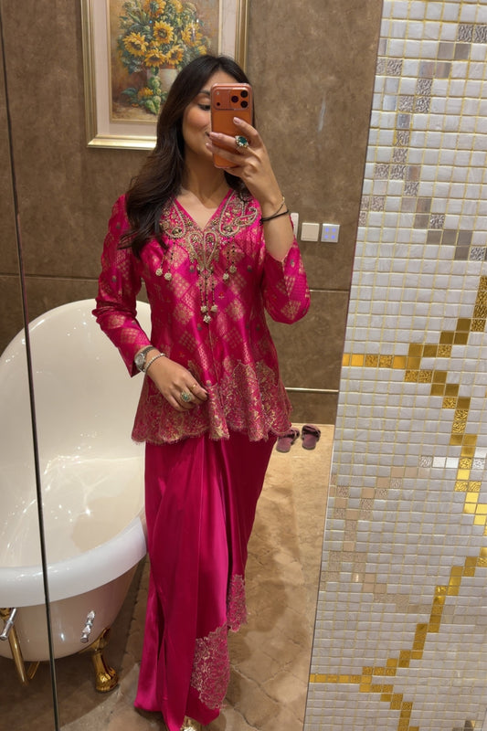 Assi Gulnaar Hand Embroidered Banarasi Skirt Set