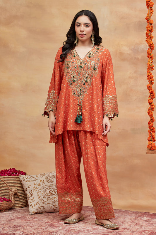 Manikarnika Sindoor hand embroidered banarsi farshi set