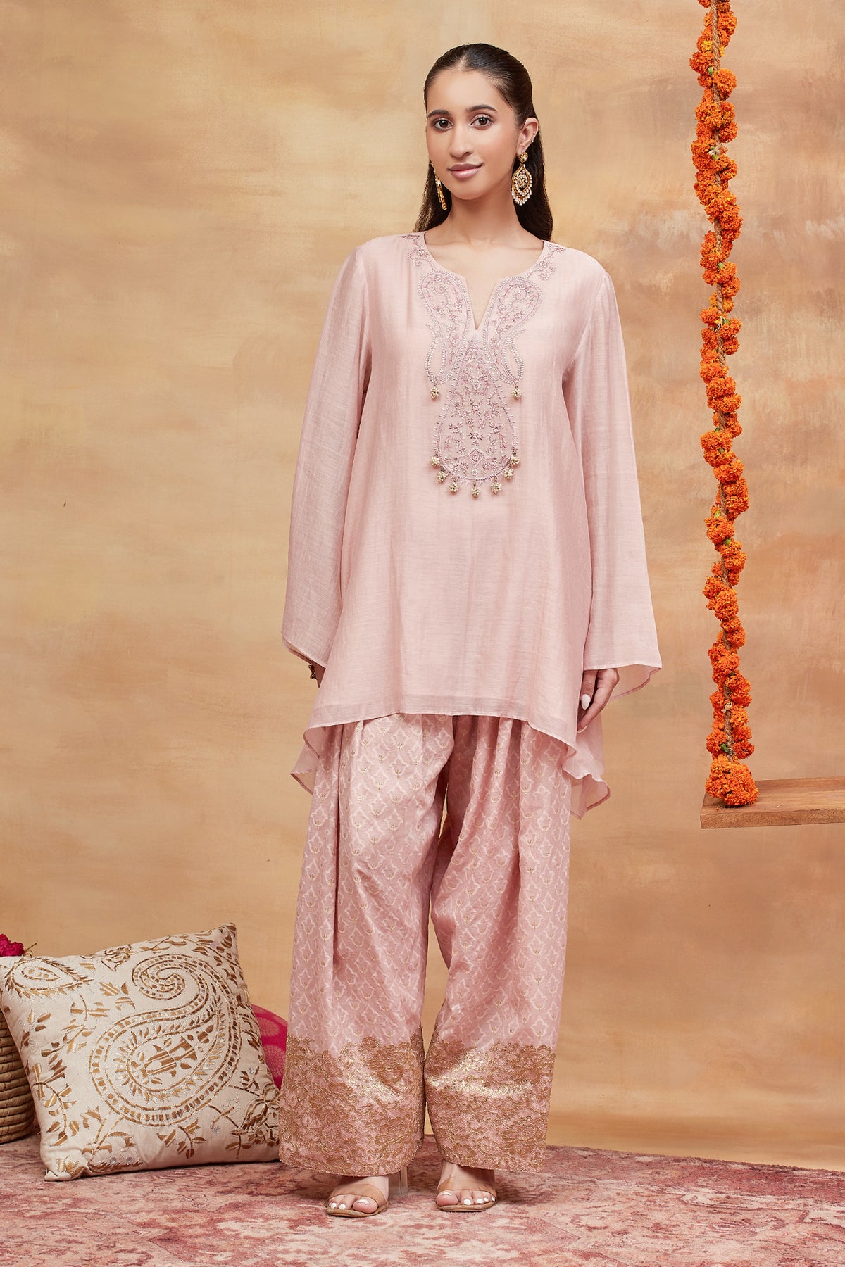 Kedar Kamal Hand Embroidered Banarasi Farshi set