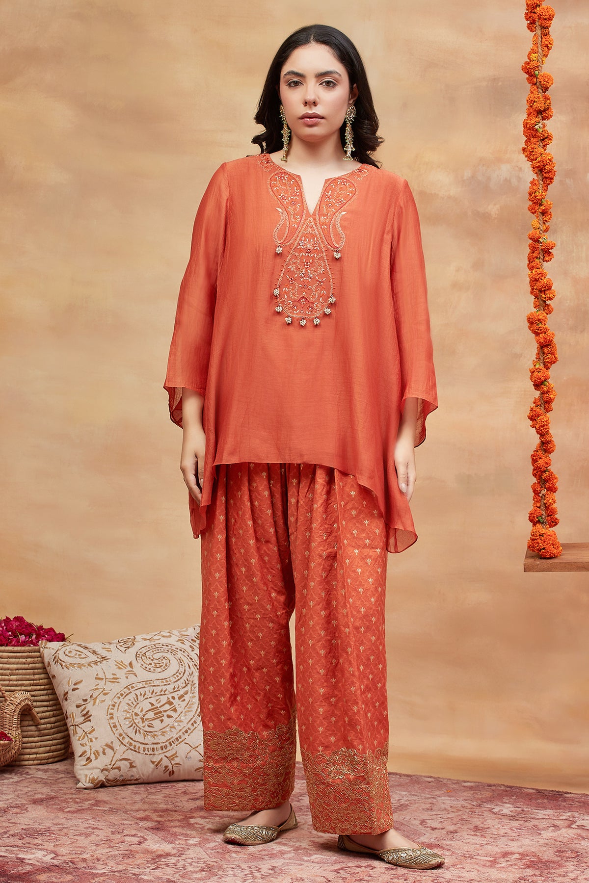 Kedar Sindoor Hand Embroidered Banarasi Farshi set