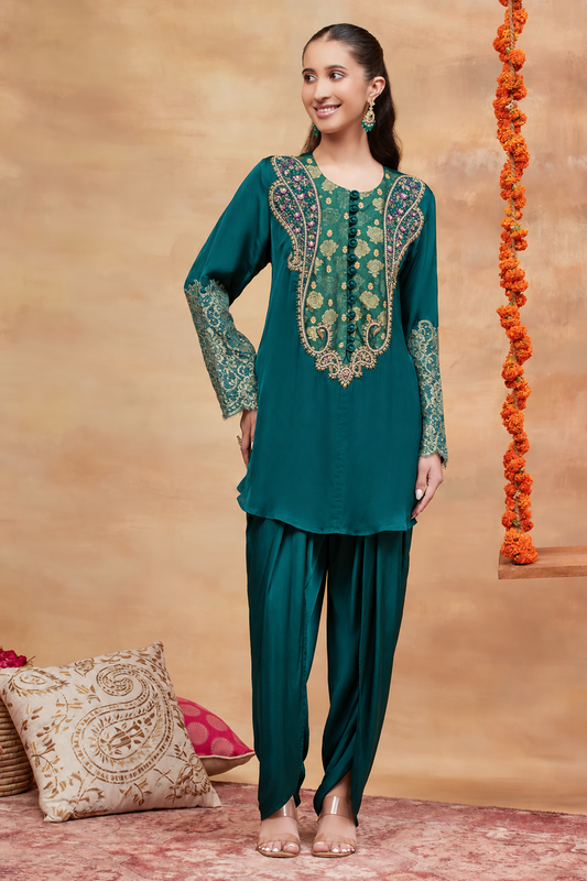 Rewa Hara Hand Embroidered Banarasi Dhoti Set