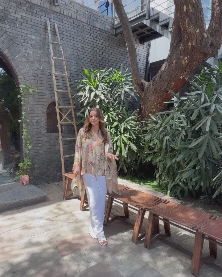 Davneet Dhillon In Lurex Rose Garden Printed Jacquard Silk Kaftan Top